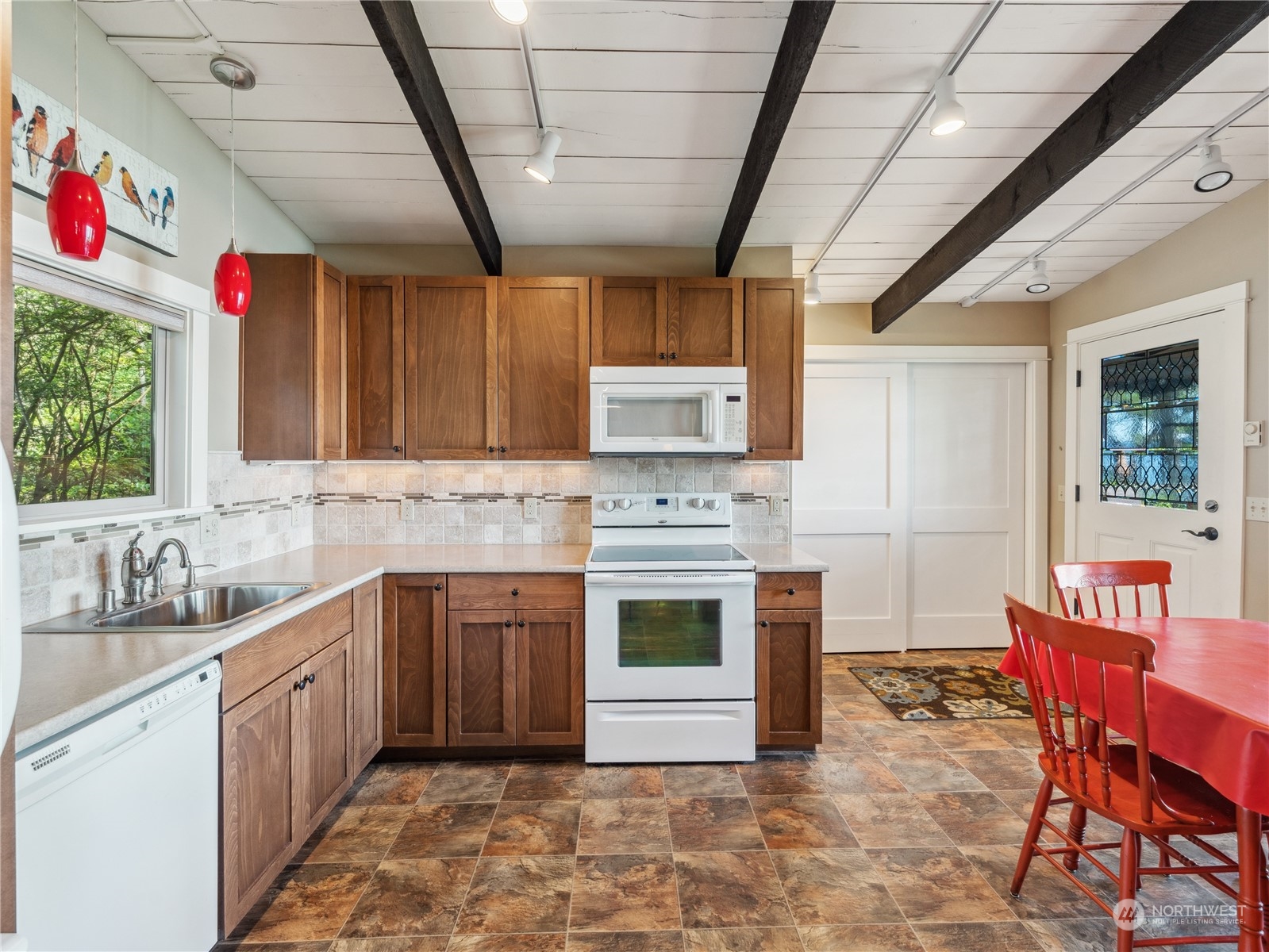 9758 Golden View Trail La Conner WA 98257