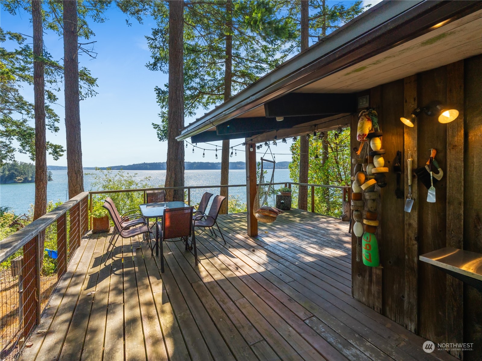 9758 Golden View Trail La Conner WA 98257