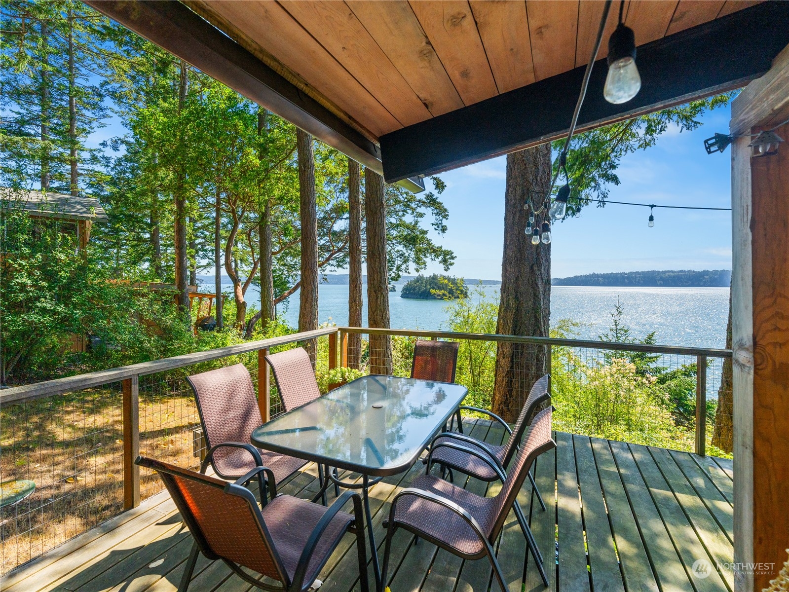 9758 Golden View Trail La Conner WA 98257