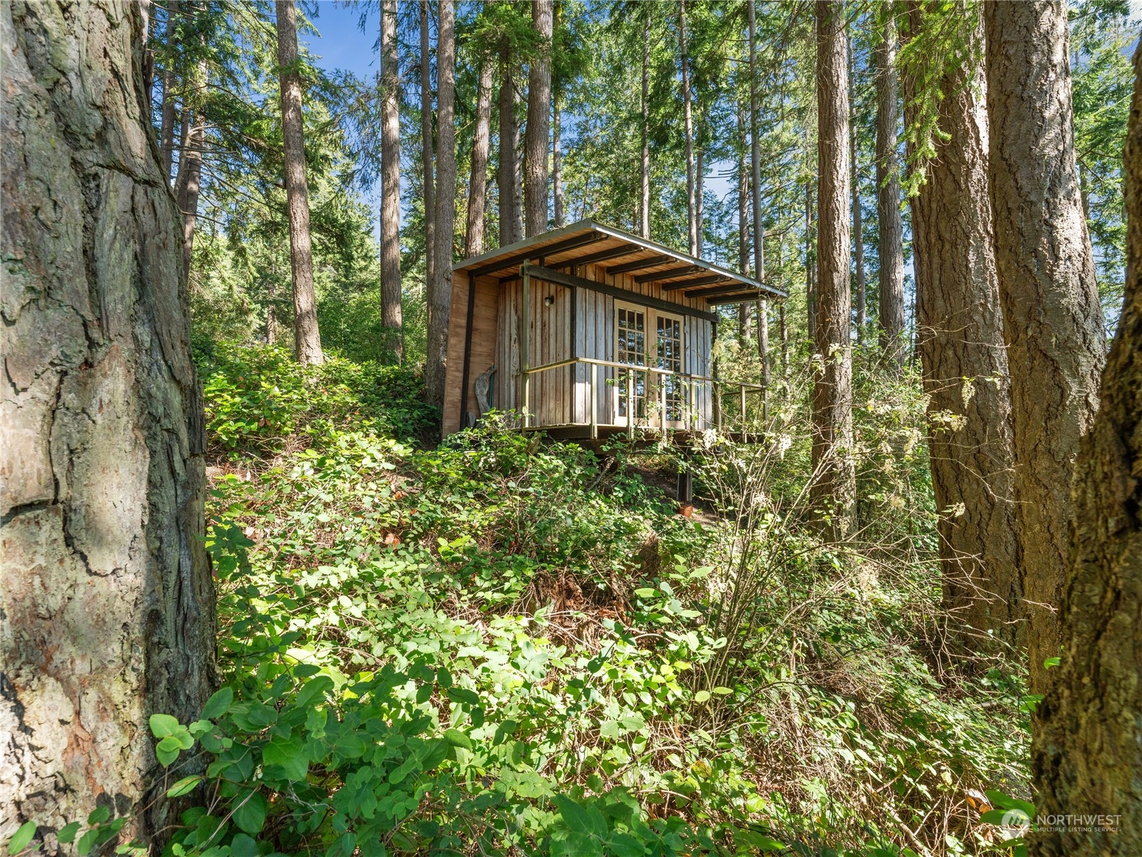 9758 Golden View Trail La Conner WA 98257