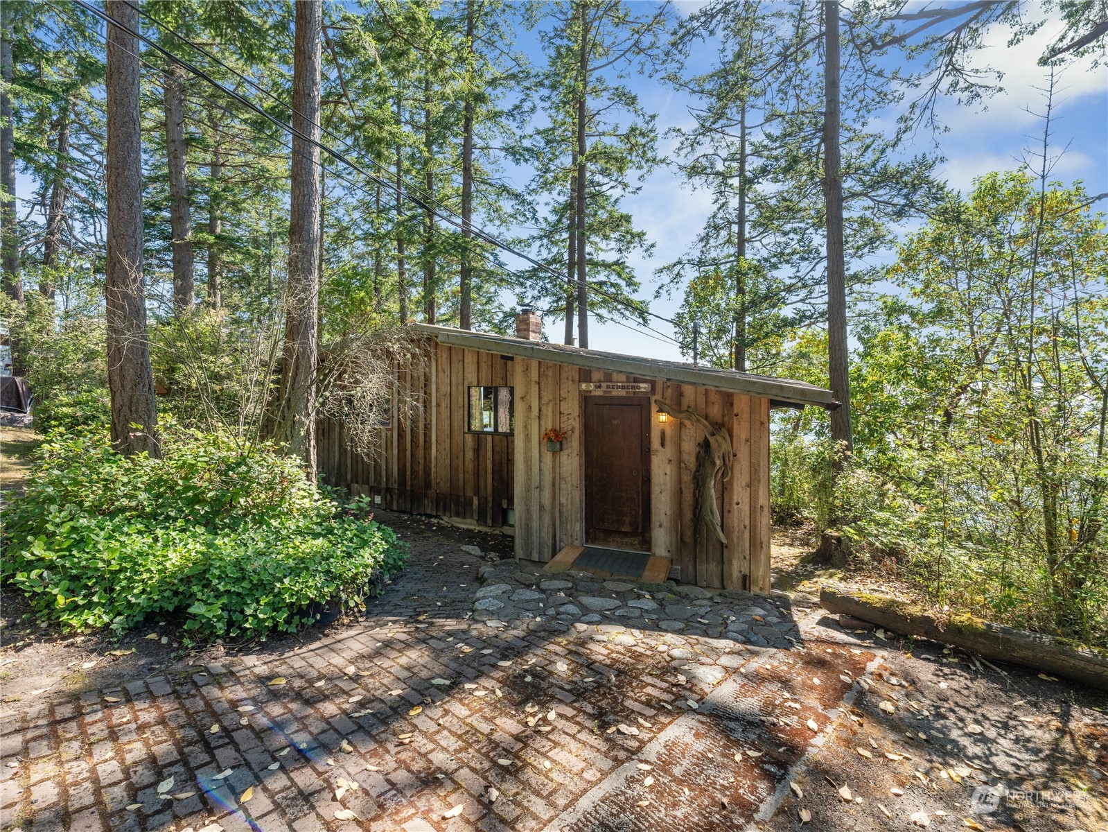 9758 Golden View Trail La Conner WA 98257