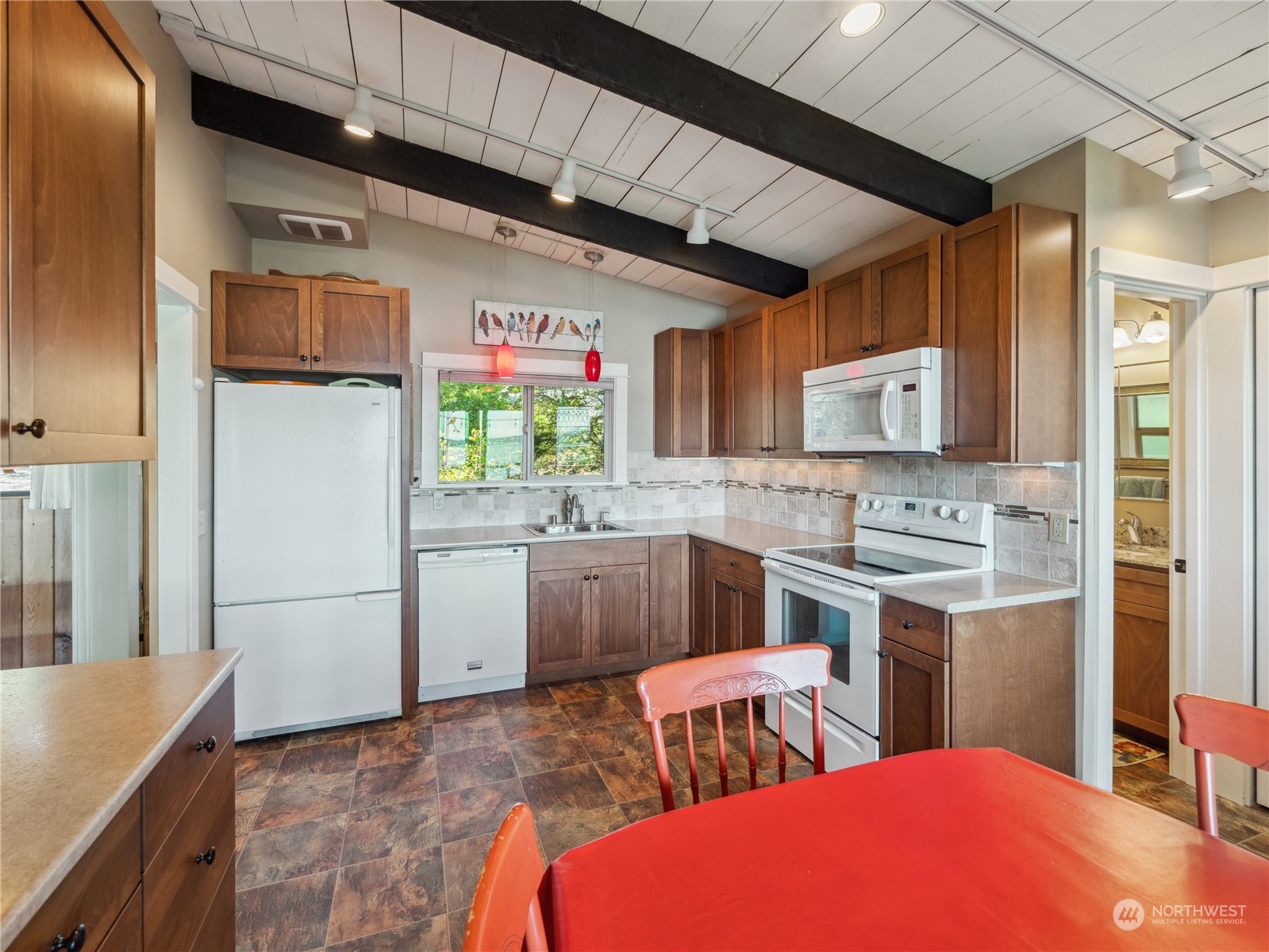 9758 Golden View Trail La Conner WA 98257