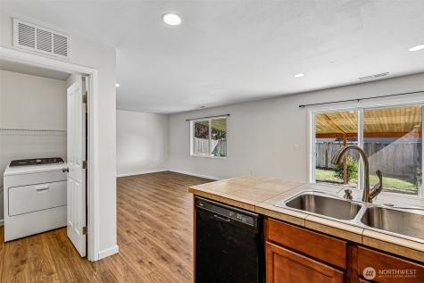 6404 35th Street NE Marysville WA 98270