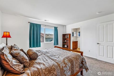 6404 35th Street NE Marysville WA 98270