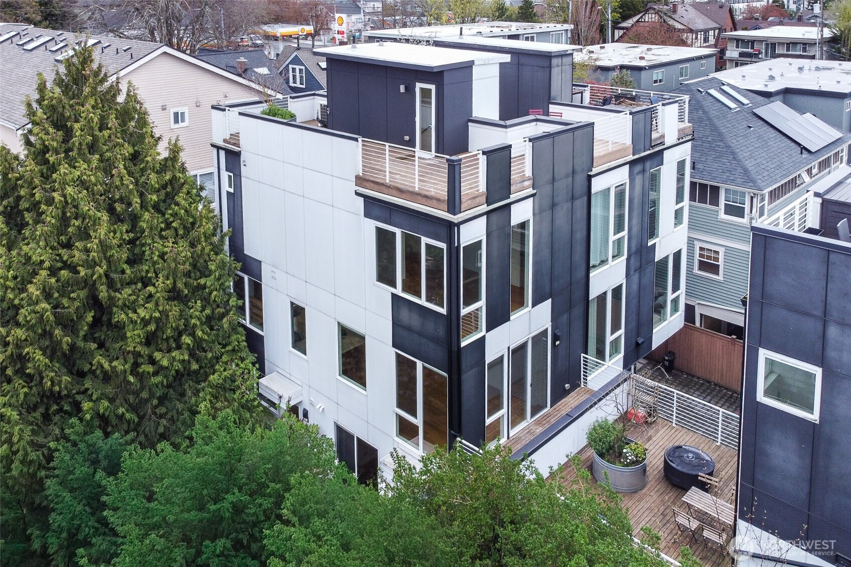 612 N 45th Street Seattle WA 98103