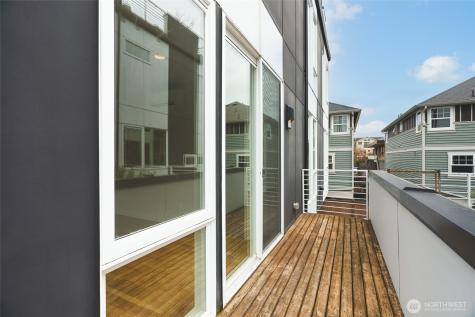 612 N 45th Street Seattle WA 98103
