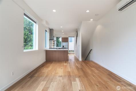 612 N 45th Street Seattle WA 98103
