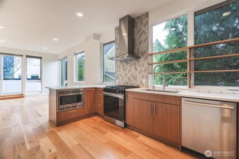 612 N 45th Street Seattle WA 98103