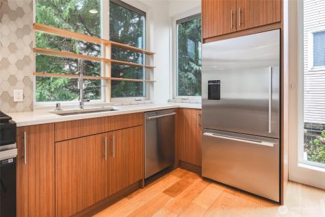 612 N 45th Street Seattle WA 98103