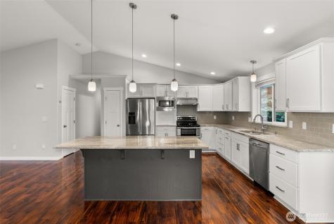 3115 Zenkner Valley Centralia WA 98531
