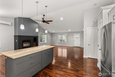 3115 Zenkner Valley Centralia WA 98531