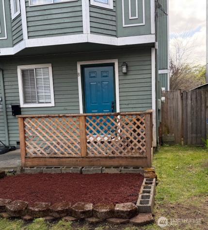 1915 E Spruce Street Seattle WA 98122