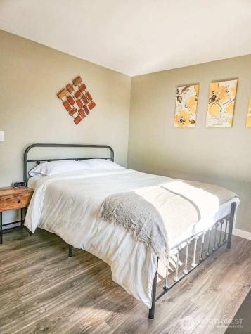 1915 E Spruce Street Seattle WA 98122