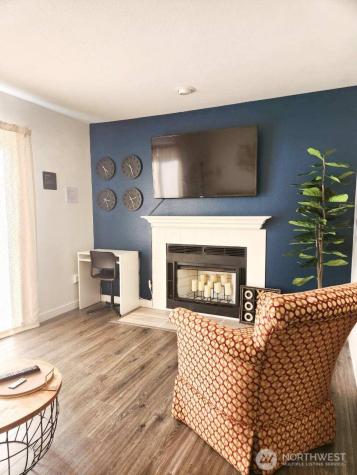 1915 E Spruce Street Seattle WA 98122