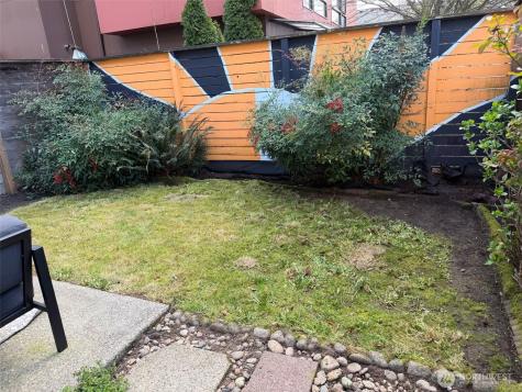 1915 E Spruce Street Seattle WA 98122