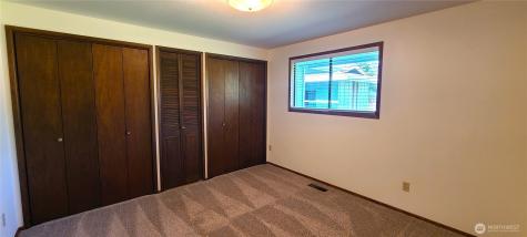 243 Dungeness Meadows Sequim WA 98382