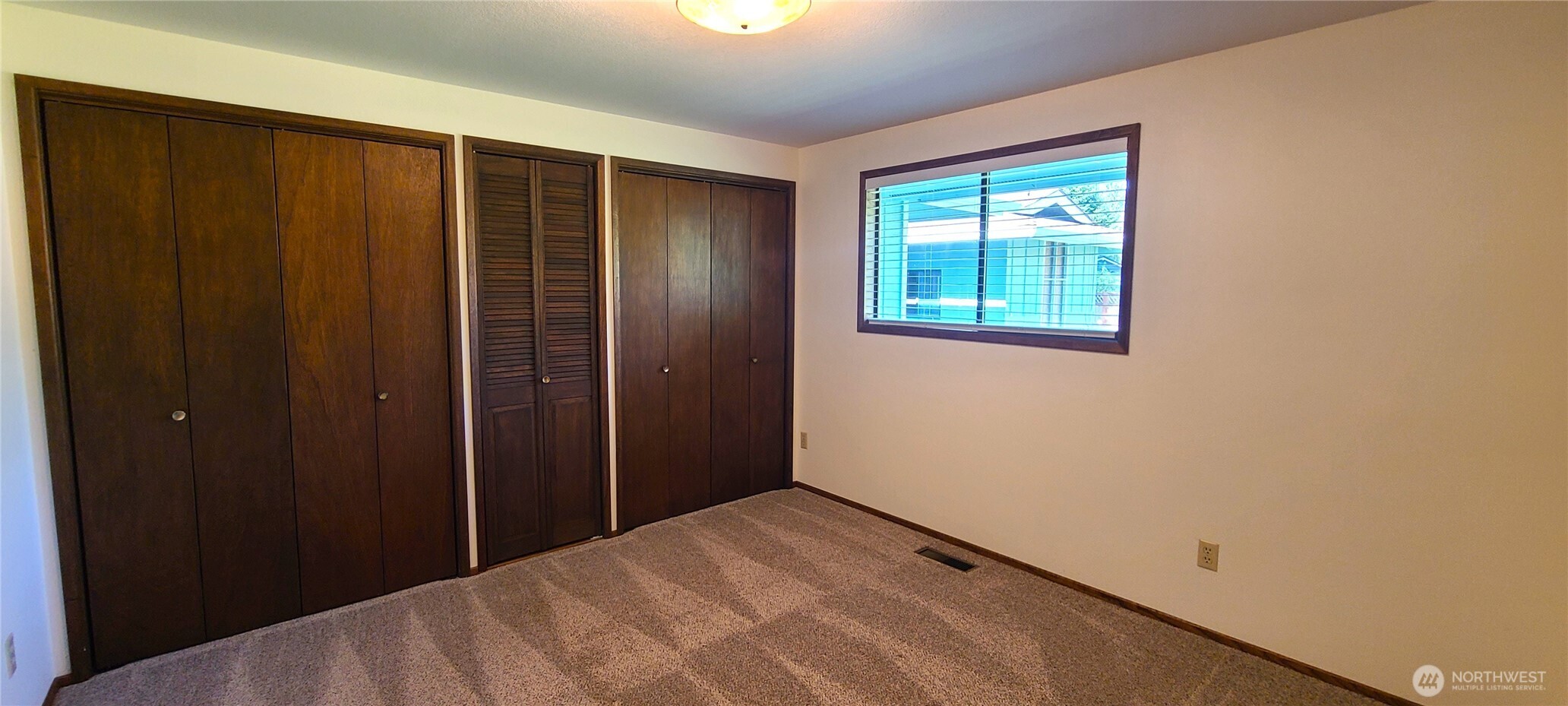 243 Dungeness Meadows Sequim WA 98382