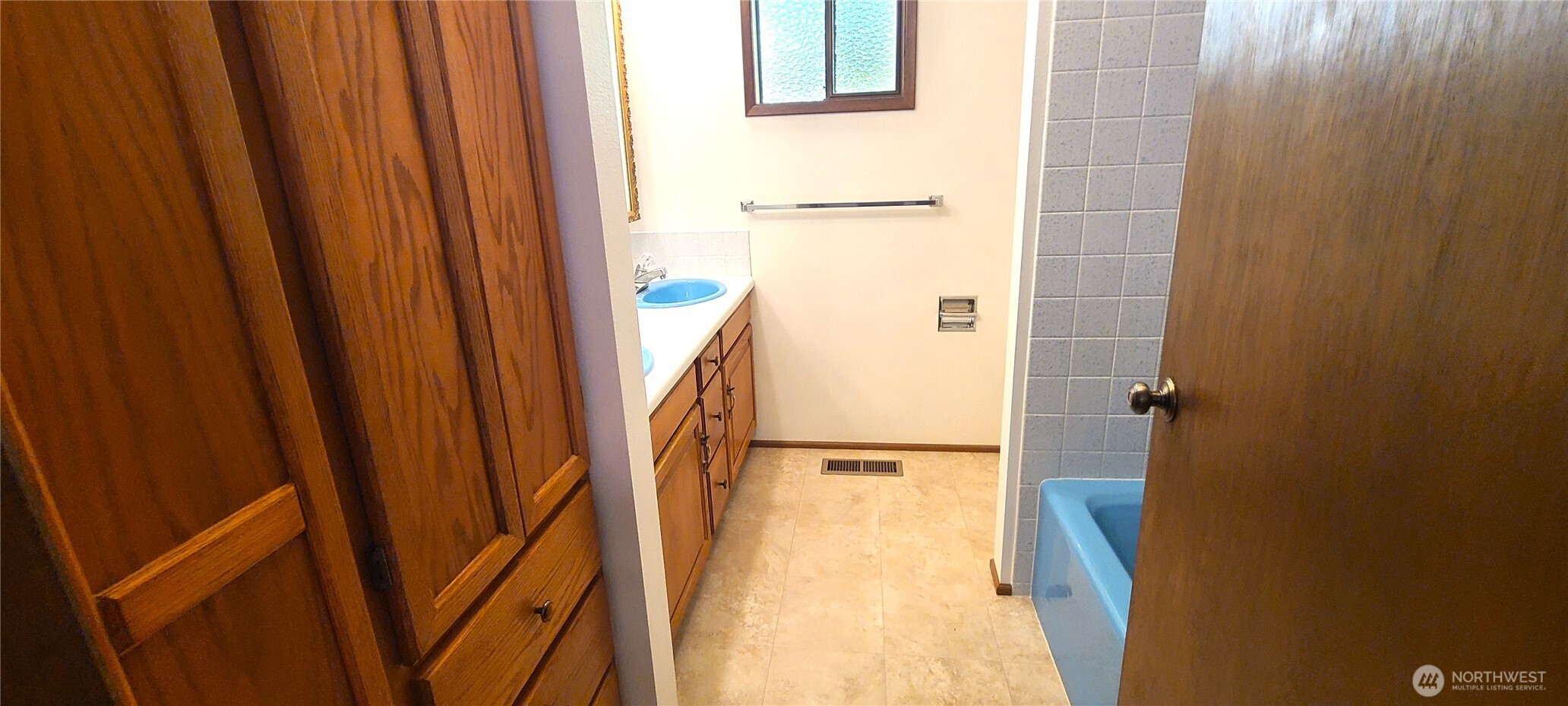 243 Dungeness Meadows Sequim WA 98382