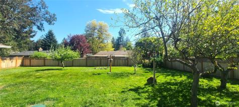 243 Dungeness Meadows Sequim WA 98382