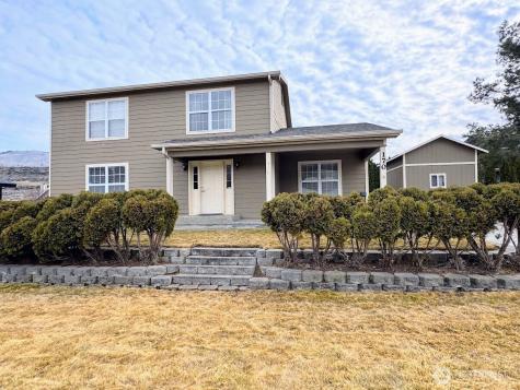 170 Lakeview Avenue Orondo WA 98843