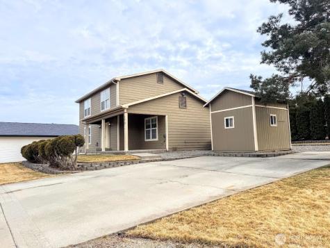 170 Lakeview Avenue Orondo WA 98843