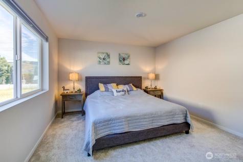 27 Jonagold Lane Manson WA 98831