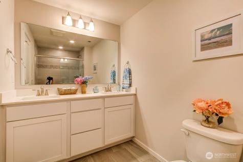 27 Jonagold Lane Manson WA 98831