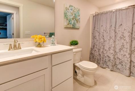27 Jonagold Lane Manson WA 98831