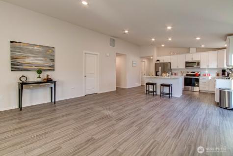 27 Jonagold Lane Manson WA 98831