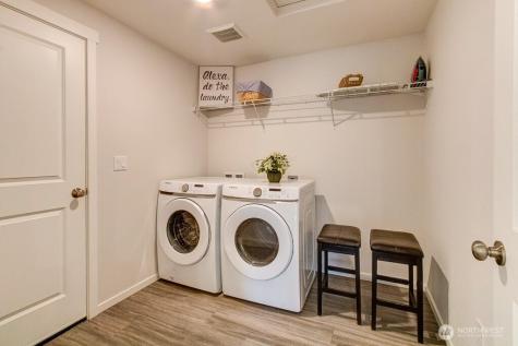 27 Jonagold Lane Manson WA 98831
