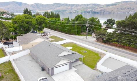 27 Jonagold Lane Manson WA 98831