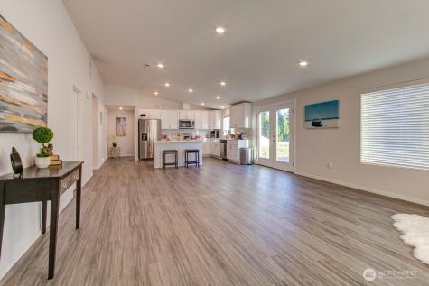 27 Jonagold Lane Manson WA 98831