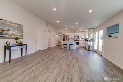 27 Jonagold Lane Manson WA 98831