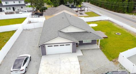 27 Jonagold Lane Manson WA 98831