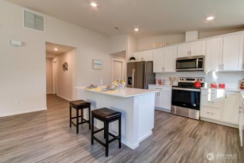 27 Jonagold Lane Manson WA 98831