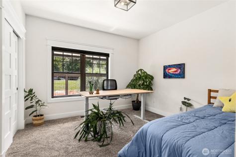 4327 Creekview Lane NW Olympia WA 98502