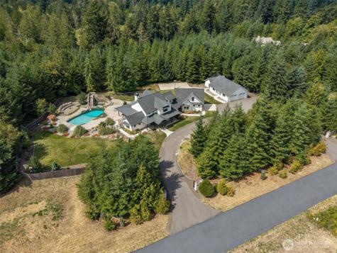 4327 Creekview Lane NW Olympia WA 98502