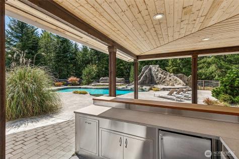 4327 Creekview Lane NW Olympia WA 98502