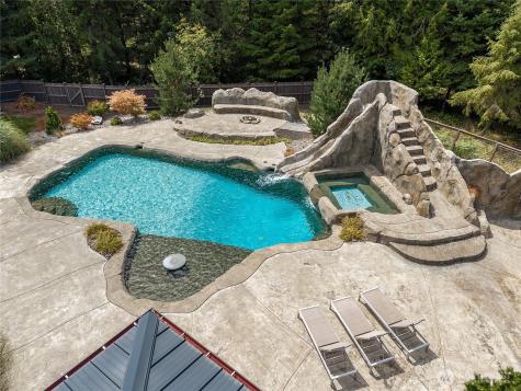 4327 Creekview Lane NW Olympia WA 98502