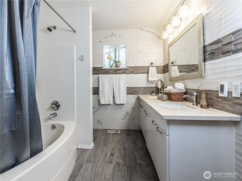 14610 33rd Place W Lynnwood WA 98087