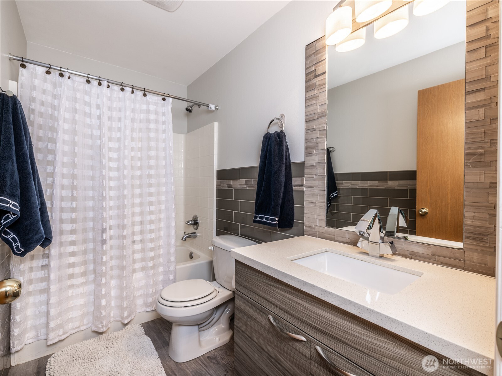 14610 33rd Place W Lynnwood WA 98087