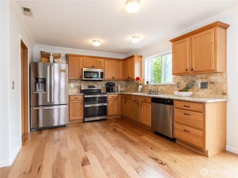 14610 33rd Place W Lynnwood WA 98087