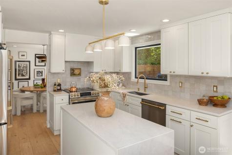 7709 Ridgecrest Lane Mercer Island WA 98040