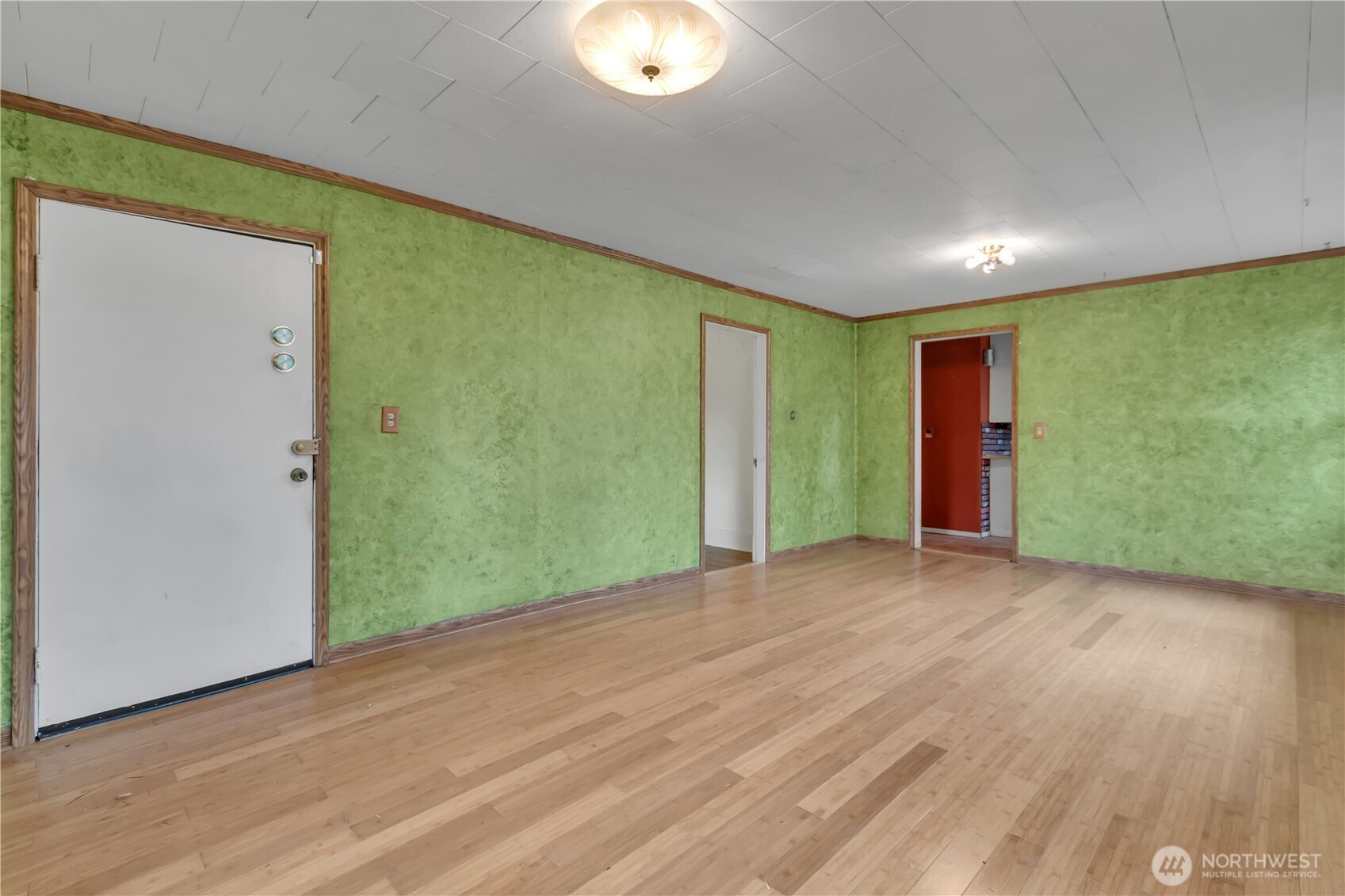 4319 SW Mills Street Seattle WA 98136