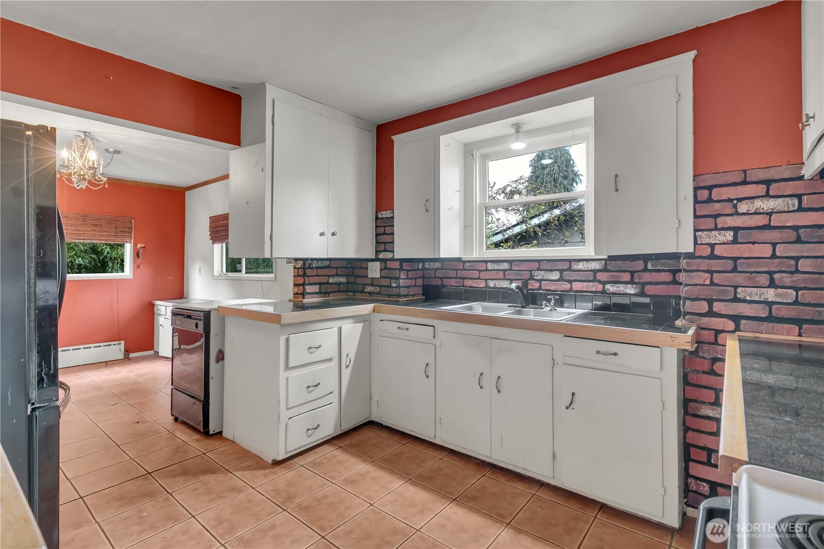4319 SW Mills Street Seattle WA 98136