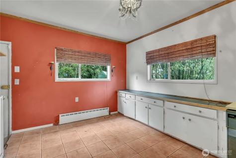 4319 SW Mills Street Seattle WA 98136