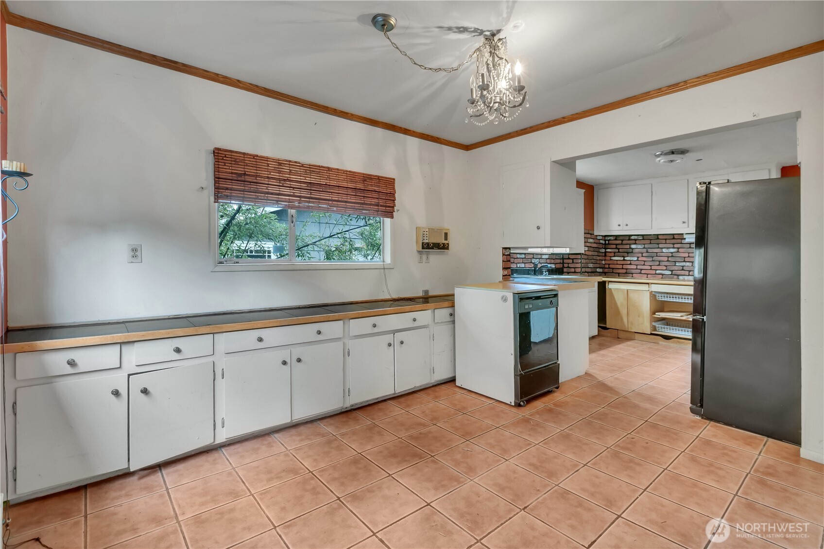 4319 SW Mills Street Seattle WA 98136