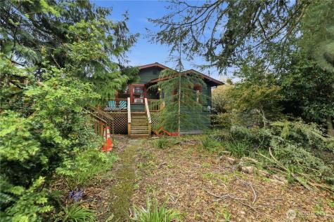 4319 SW Mills Street Seattle WA 98136