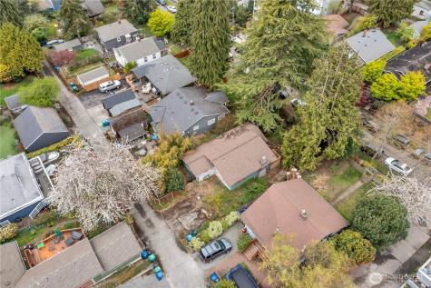 4319 SW Mills Street Seattle WA 98136
