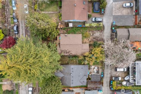 4319 SW Mills Street Seattle WA 98136